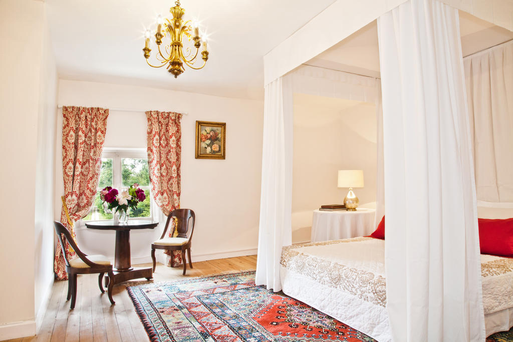 Chateau Lamothe Du Prince Noir - B&B Saint-Sulpice-et-Cameyrac 객실 사진