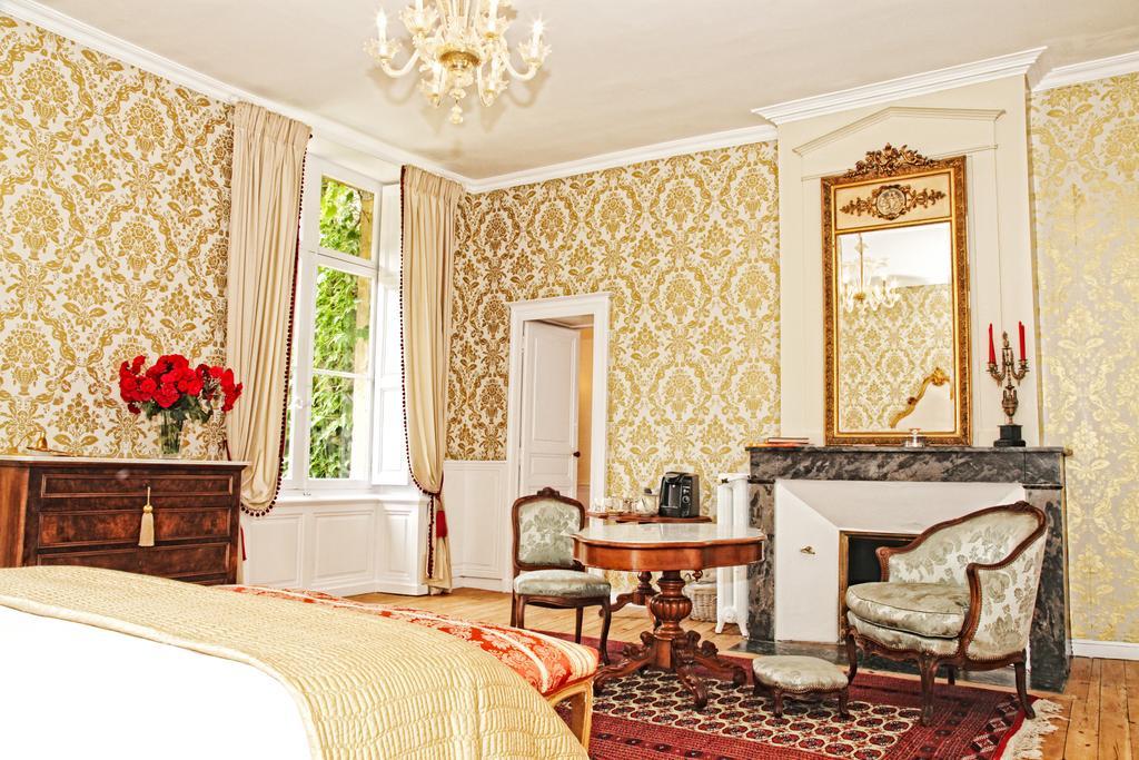Chateau Lamothe Du Prince Noir - B&B Saint-Sulpice-et-Cameyrac 객실 사진