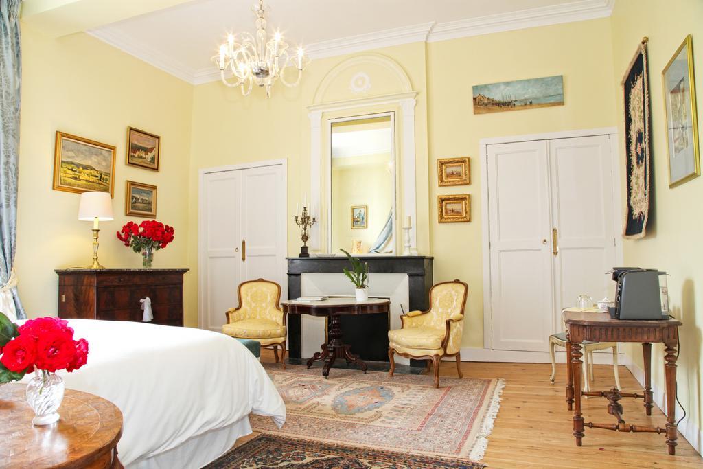 Chateau Lamothe Du Prince Noir - B&B Saint-Sulpice-et-Cameyrac 객실 사진