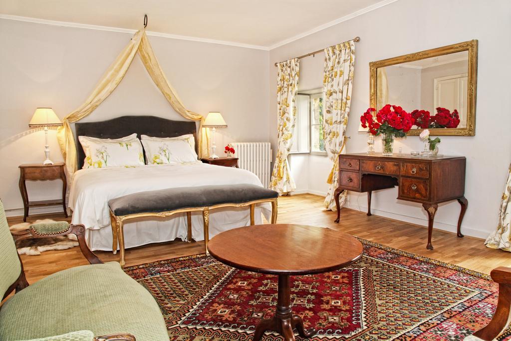 Chateau Lamothe Du Prince Noir - B&B Saint-Sulpice-et-Cameyrac 객실 사진
